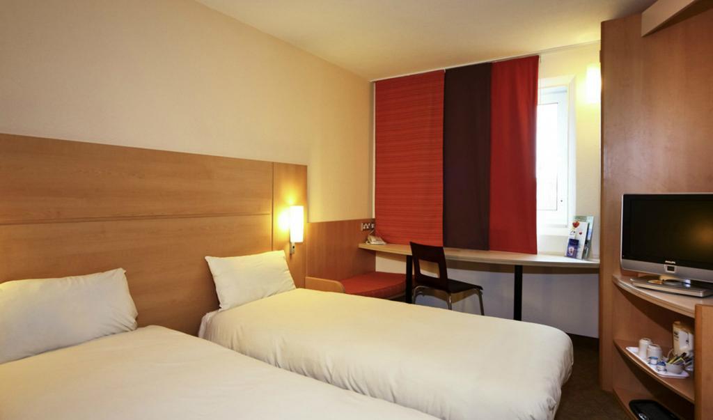 Hotel Ibis Leeds Centre Marlborough Street Zimmer foto